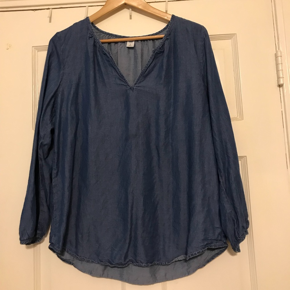 Old navy blouse